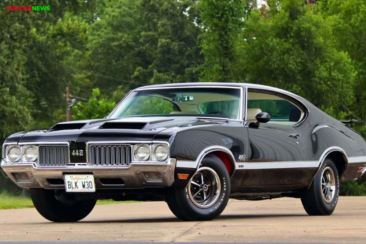 Why the 1970 Oldsmobile 442 became one of the most balanced muscle cars