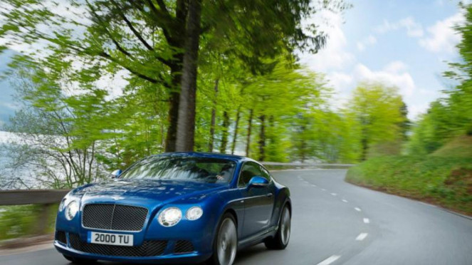 5 Mobil Hybrid Terkencang di Dunia