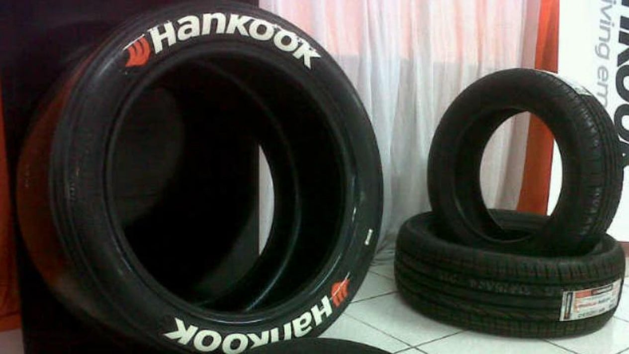 Hankook Salurkan Seratusan Unit Ban untuk Operasional Kendaraan Pelayanan Publik