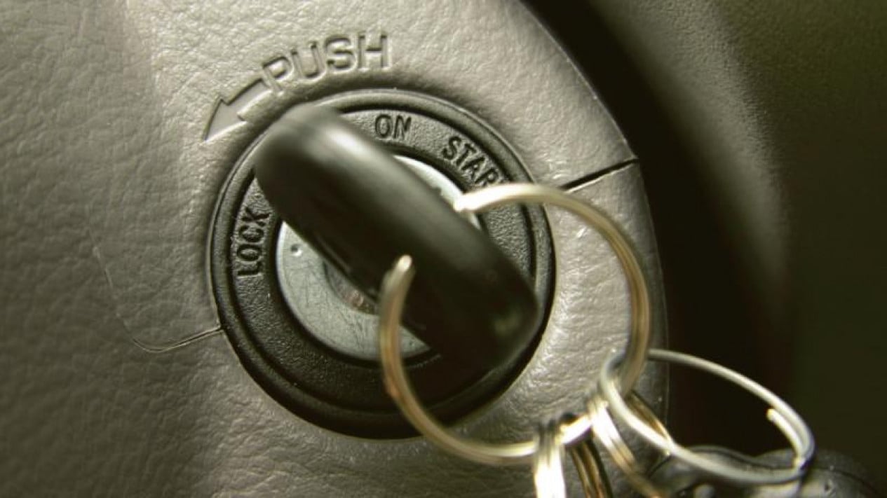 Mesin Mobil Susah Distarter Saat Pagi Hari, Ini Penyebab yang Sering Terjadi