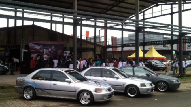 Rekomendasi Sedan Mewah Bekas Murah, Pajak Ramah di Kantong