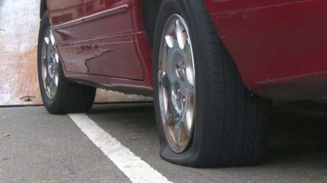 Ban Mobil Listrik Bocor? Begini Cara Aman Mengatasinya