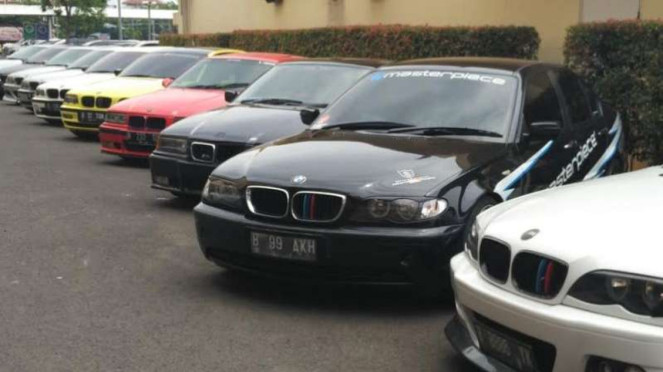 Rekomendasi Sedan Mewah Bekas Murah, Pajak Ramah di Kantong