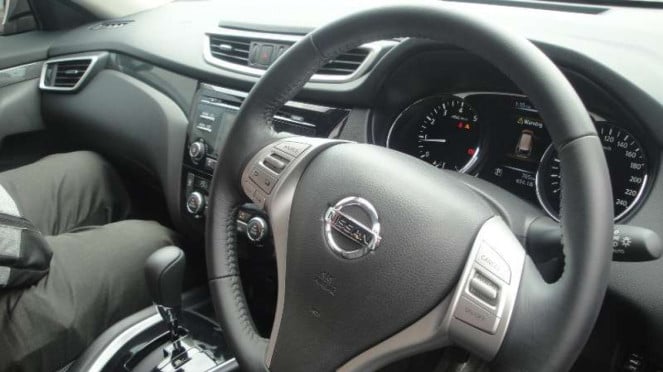 Jangan Panik! Ini Penyebab Setir Mobil Terasa Berat dan Solusinya