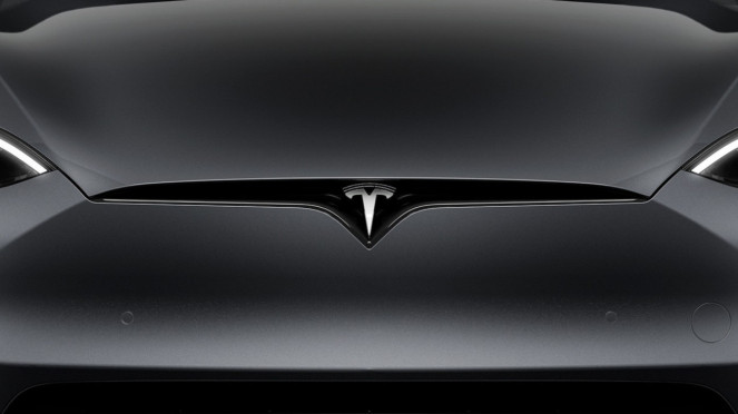 Terungkap! Alasan Tesla Tak Pernah Dukung Apple CarPlay dan Android Auto