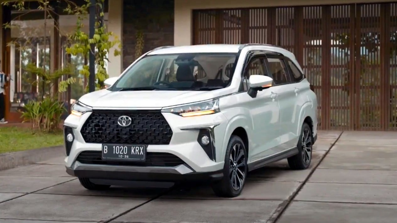 Toyota, Versi Hybrid Ramai Dibahas, Segini Harga Terbaru Toyota Veloz