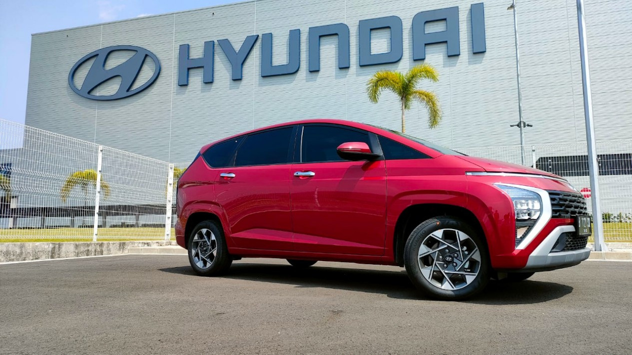 Hyundai, Hyundai Stargazer, Pasar Sensitif Harga Masih Besar, Hyundai Stargazer Lama Tetap Dijual