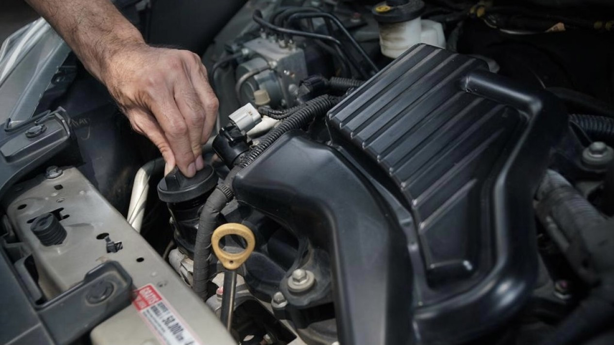Mesin Mobil Tetap Prima, Servis Rutin Sekarang Bisa Lebih Murah