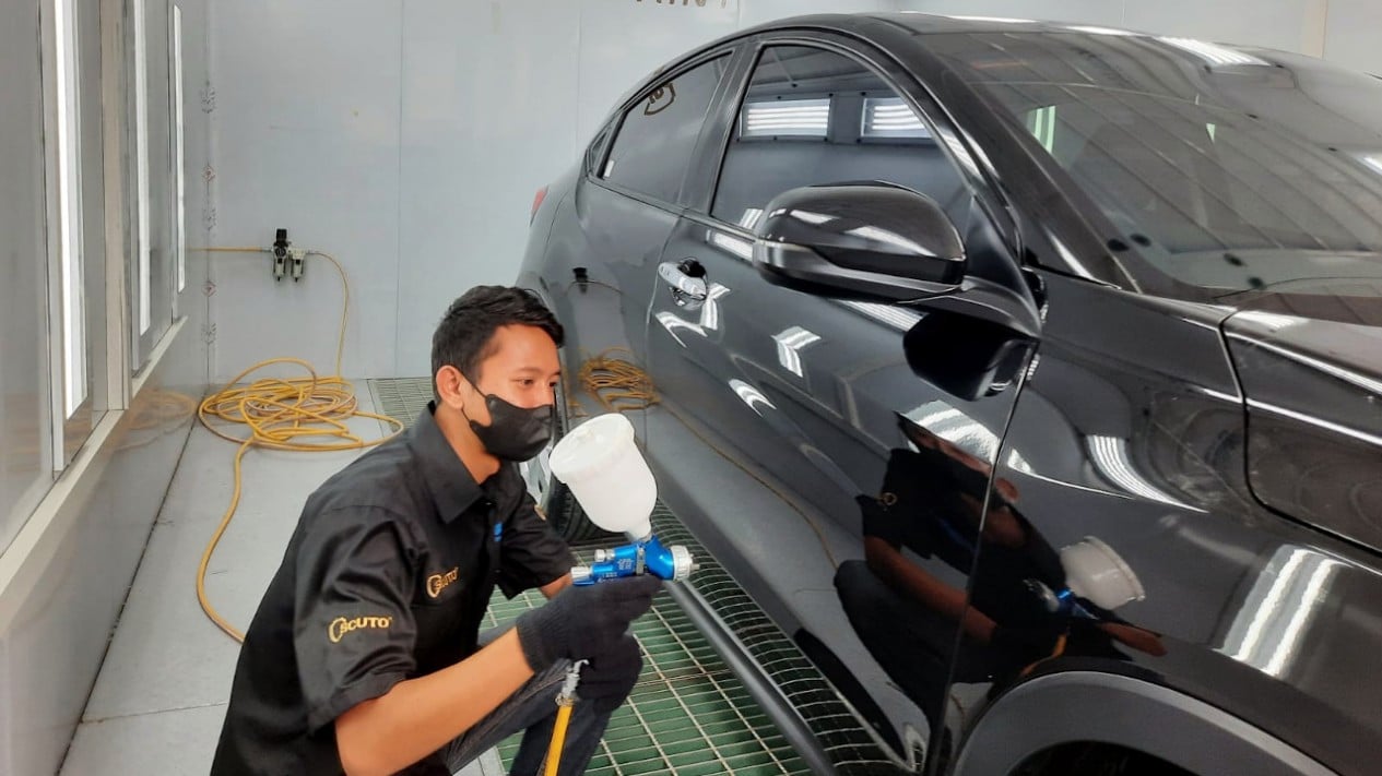 Awas! Air Hujan Bisa Rusak Cat Mobil, Begini Solusi Perawatannya