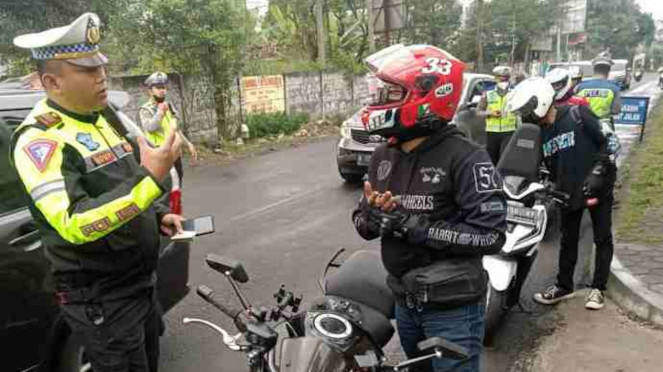 Bolehkah Polisi Sita Kendaraan saat Razia? Ini Penjelasan Kakorlantas