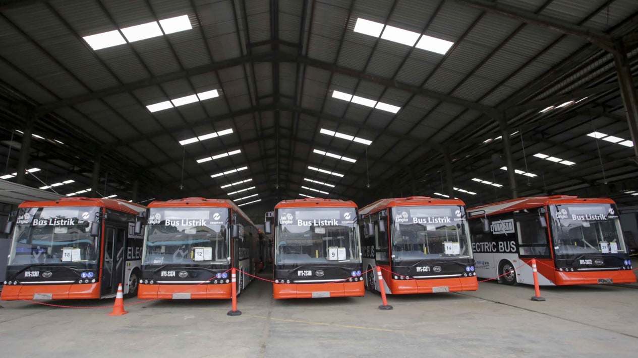 Jangan Lupa, Masa Depan EV Indonesia Bukan Cuma Mobil, tapi Motor dan Bus Listrik