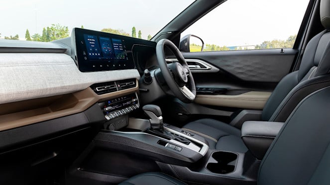 Deretan Fitur Mitsubishi Xforce yang Bikin Wanita Kepincut