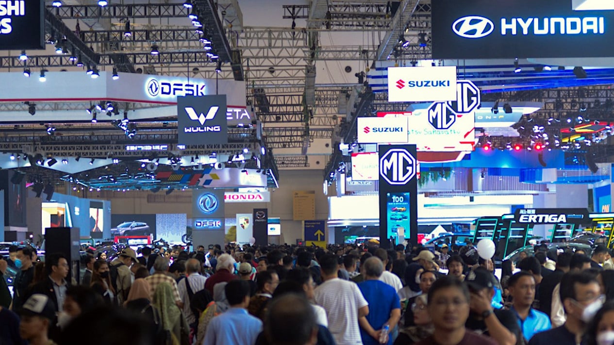 Banyak yang Belum Tahu, Ternyata Ini Fakta Pahit di Balik Ramainya Pameran Mobil