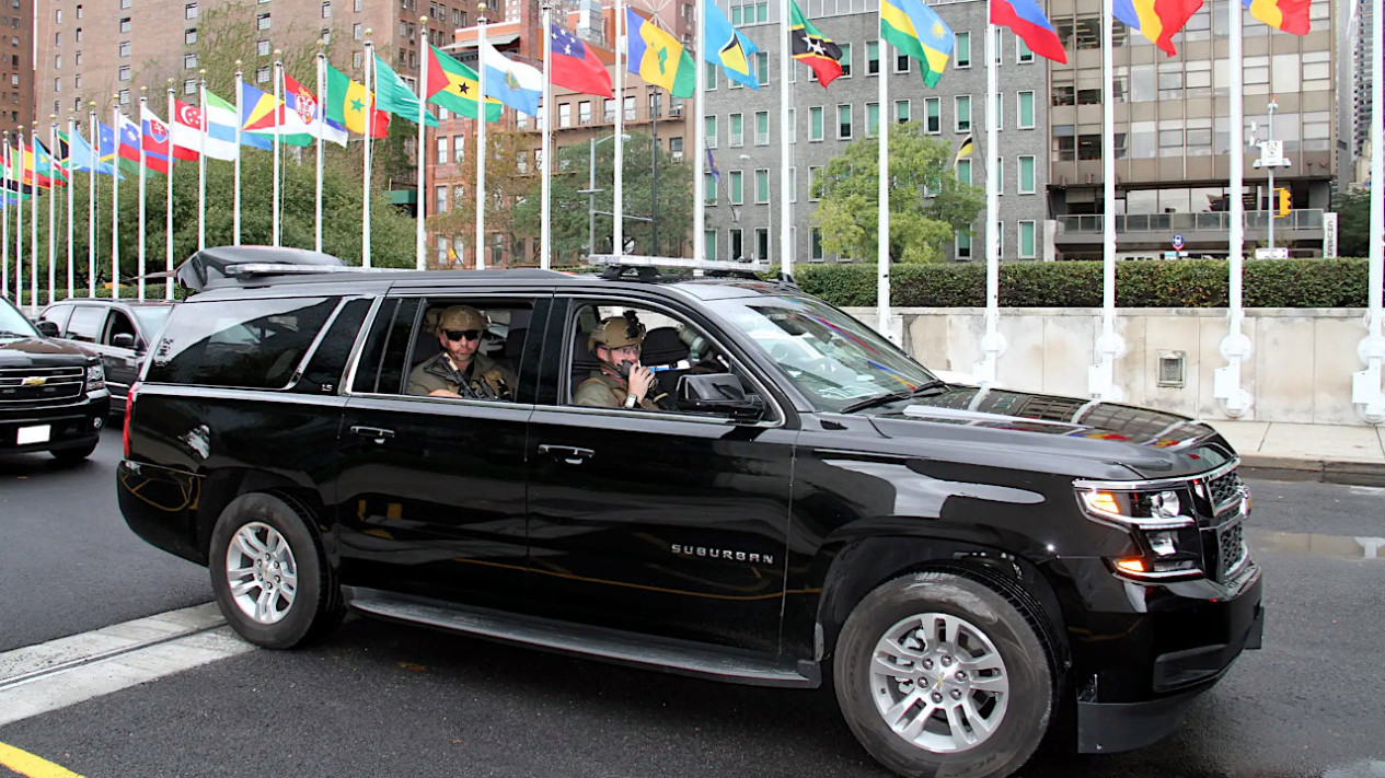Chevrolet Suburban, Mobil Jenis SUV dengan Sejarah Panjang yang Masih Populer hingga Kini!