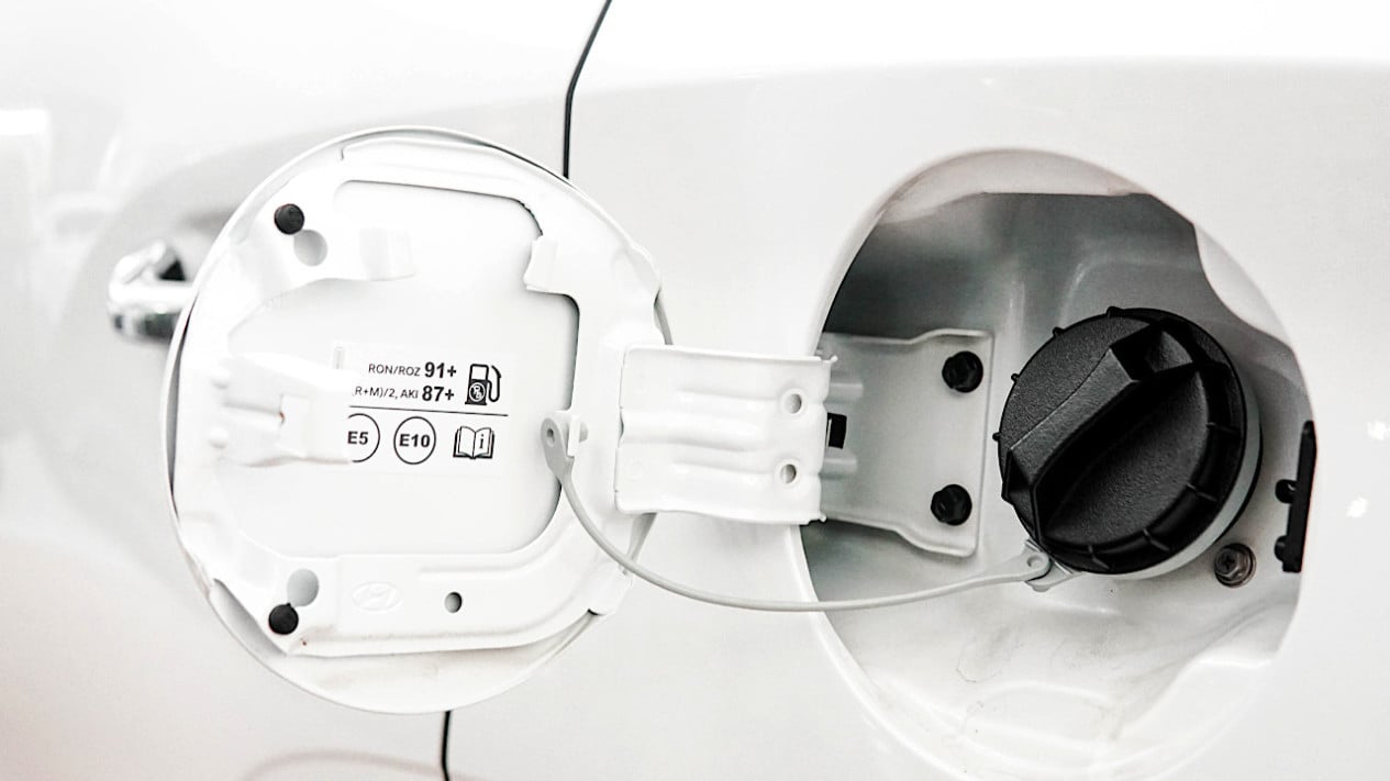 Perlukah Tangki Bensin Dikuras secara Berkala?