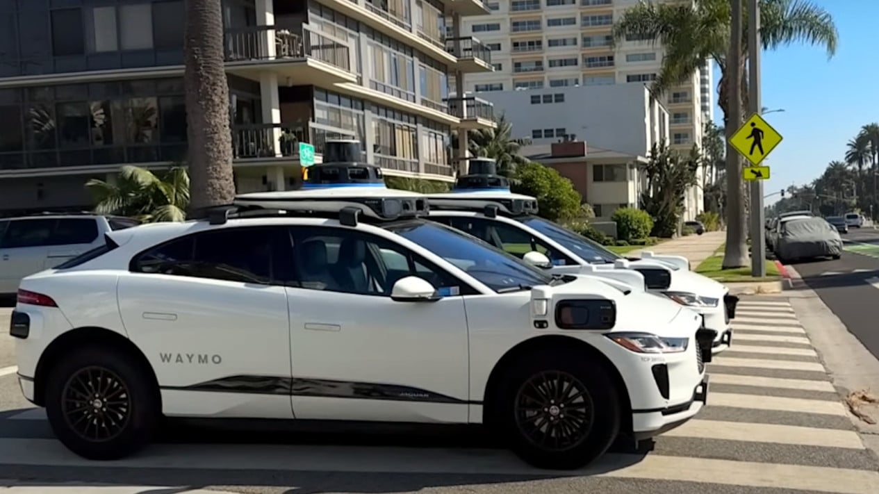 Tarif Taksi Diprediksi Turun, tapi Pekerjaan Sopir Terancam