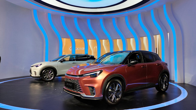 Cuma Segini yang Beli Mobil Lexus Paling Murah di Indonesia