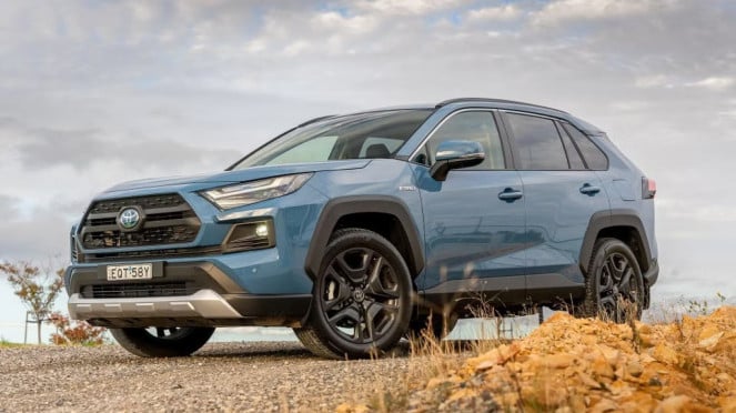 Daftar Mobil Toyota Bekas yang Cocok untuk Harian