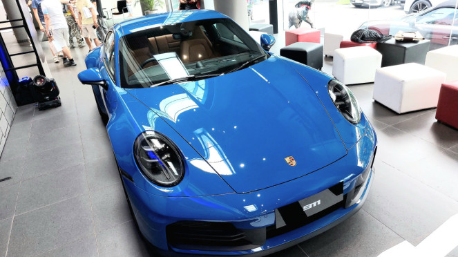 Mobil Sport Ini Terus Berevolusi Tanpa Kehilangan Jati Diri
