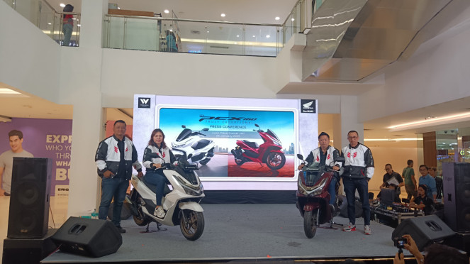 Daftar Harga Motor Yamaha NMAX Turbo dan Honda PCX 160
