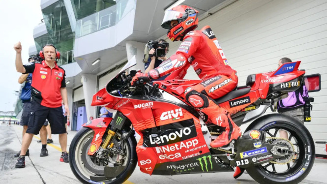 Marc Marquez, Marquez, MotoGP, Marc Marquez dan Francesco Bagnaia Pakai Seragam Spesial di MotoGP Mugello Italia