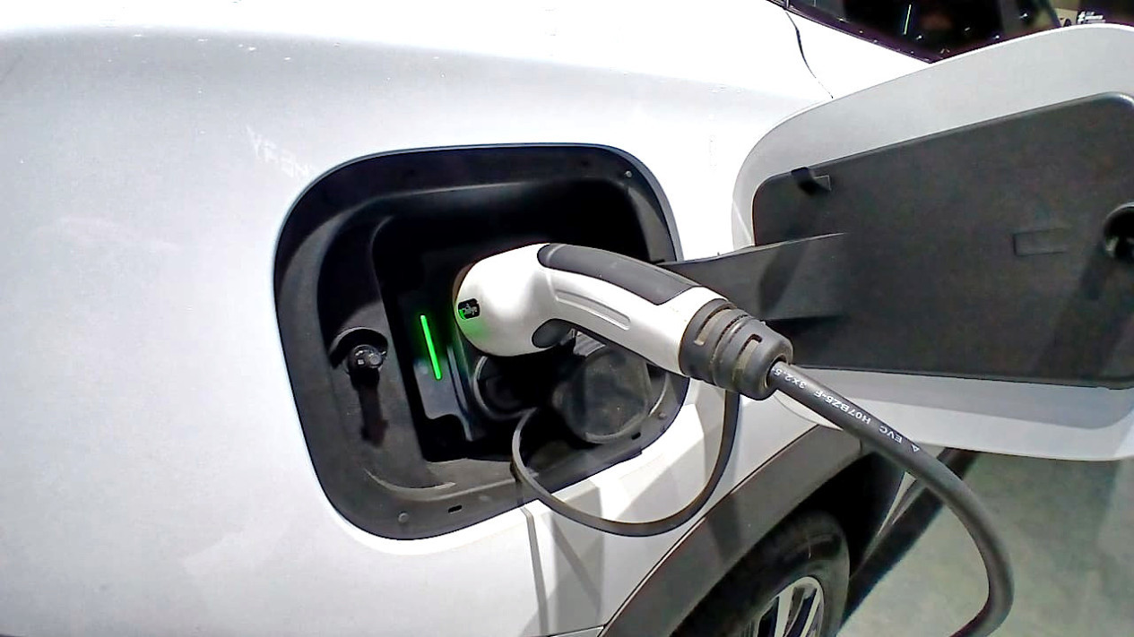 Pakai Mobil Listrik Setiap Hari, Ini Hitungan Biaya Bulanannya