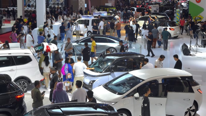 Top 10 Merek Mobil Terlaris Mei 2025, Merek Jepang Masih Perkasa