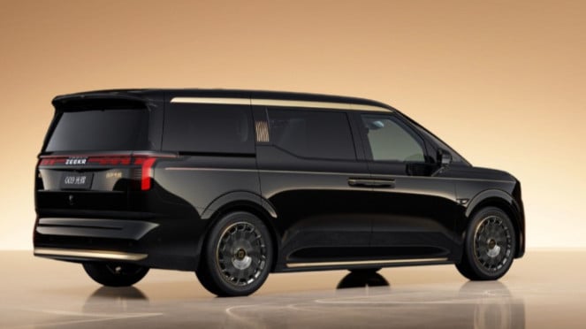 Ketika Mobil Sultan Bukan Lagi dari Eropa