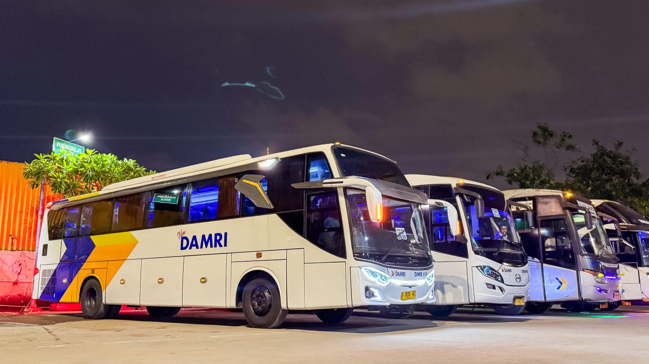 Jadwal Bus DAMRI Bandara Soetta dan Harga Tiketnya November 2025