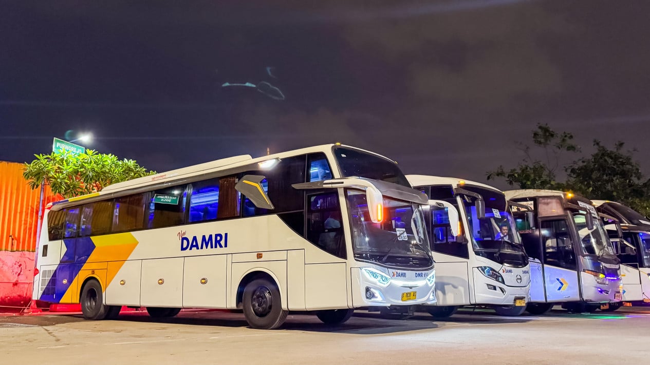 Jadwal Bus DAMRI Bandara Soetta dan Harga Tiketnya November 2025
