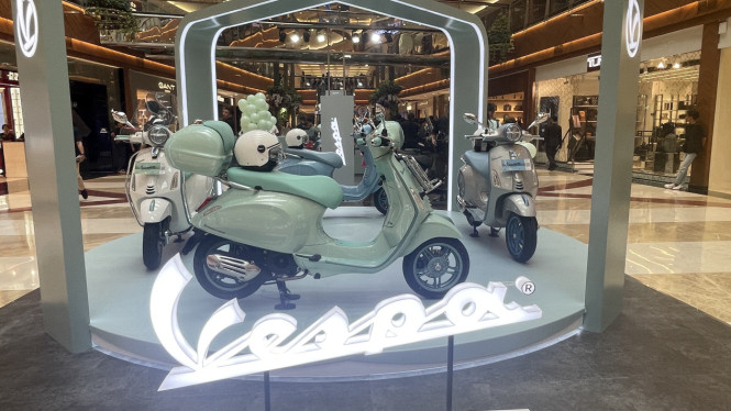 Vespa Luncurkan Tiga Model Terbaru di Perayaan Ulang Tahun ke-79 di Jakarta