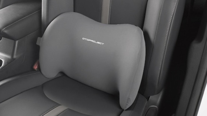 Sering Nyetir Jauh? 5 Aksesori Mobil Ini Wajib Kamu Punya