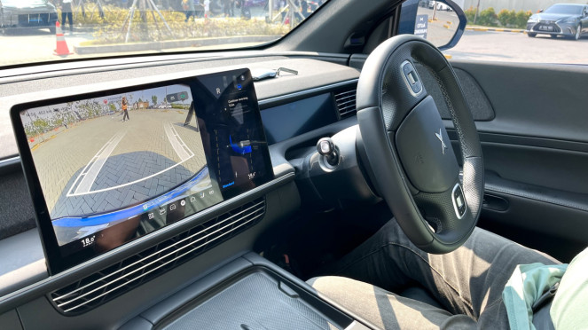 Sensasi di Balik Kemudi Xpeng G6: Parkir Jadi Urusan Sepele