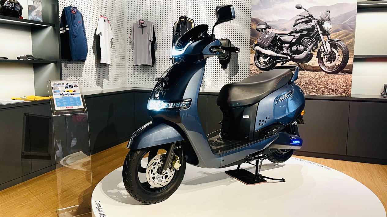 Baterai Lebih Besar, TVS iQube S Kini Mampu Tempuh Hingga 175 Km