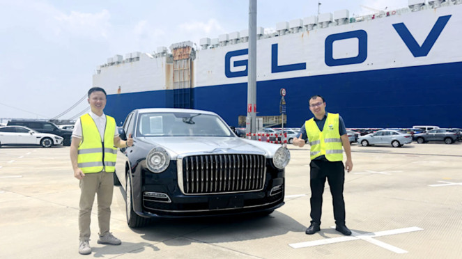 Orang Dubai Beli Mobil Bekas Buatan China Seharga Rp24 Miliar