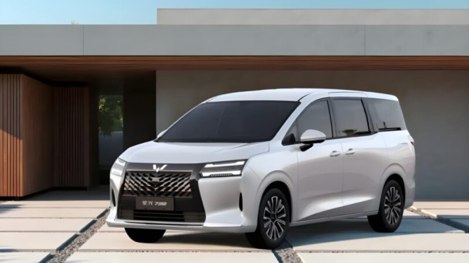 Diam-diam Wuling Siapkan Mobil MPV 7-penumpang Hybrid dan Listrik