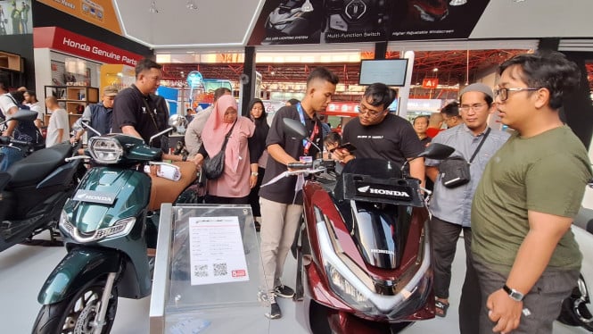 Banjir Pengunjung dan Promo Menarik, Honda PCX160 RoadSync Jadi Magnet di JFK 2025