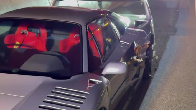 Ferrari, Viral Ferrari Mewah Milik YouTuber Jadi Korban Tabrak Lari Truk