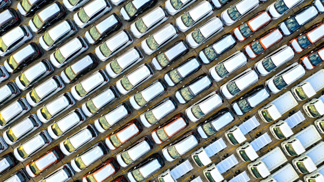 Kota Ini Larang Mobil Warna Gelap, Bisa Kena Denda!