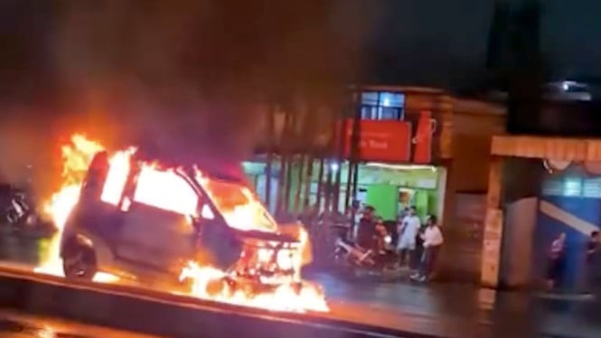 Wuling Air ev Terbakar Usai Keluarkan Asap, Pabrikan Langsung Turun Tangan