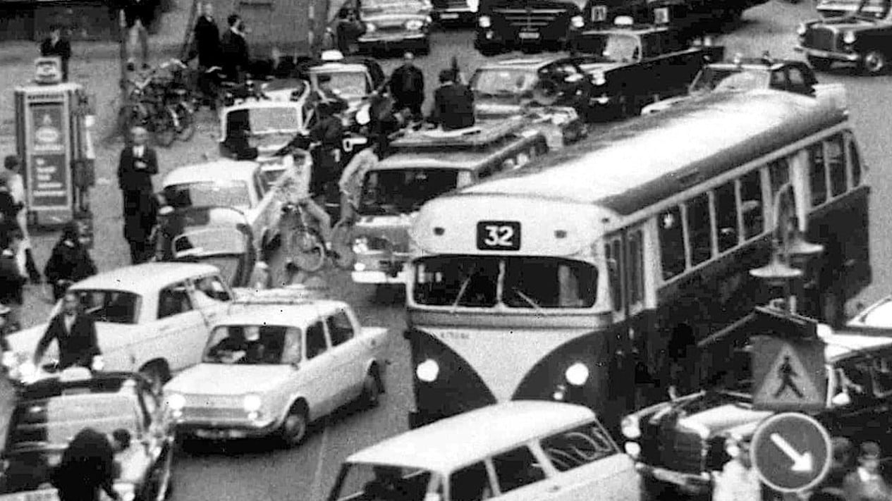 Dagen H: Ide Gila Swedia Mengubah Lalu Lintas dari Kiri ke Kanan