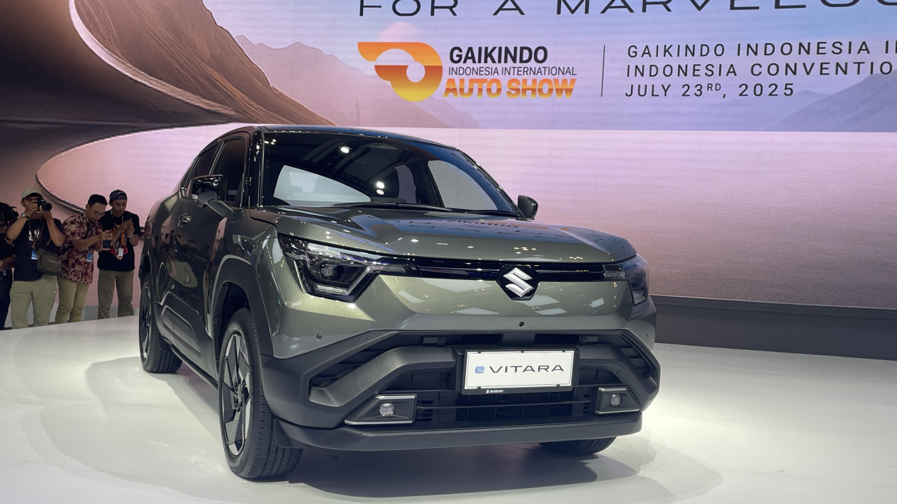 Suzuki eVitara , Suzuki , Suzuki Pamer Mobil Listrik eVitara di GIIAS 2025, Siap Dijual Tahun Depan