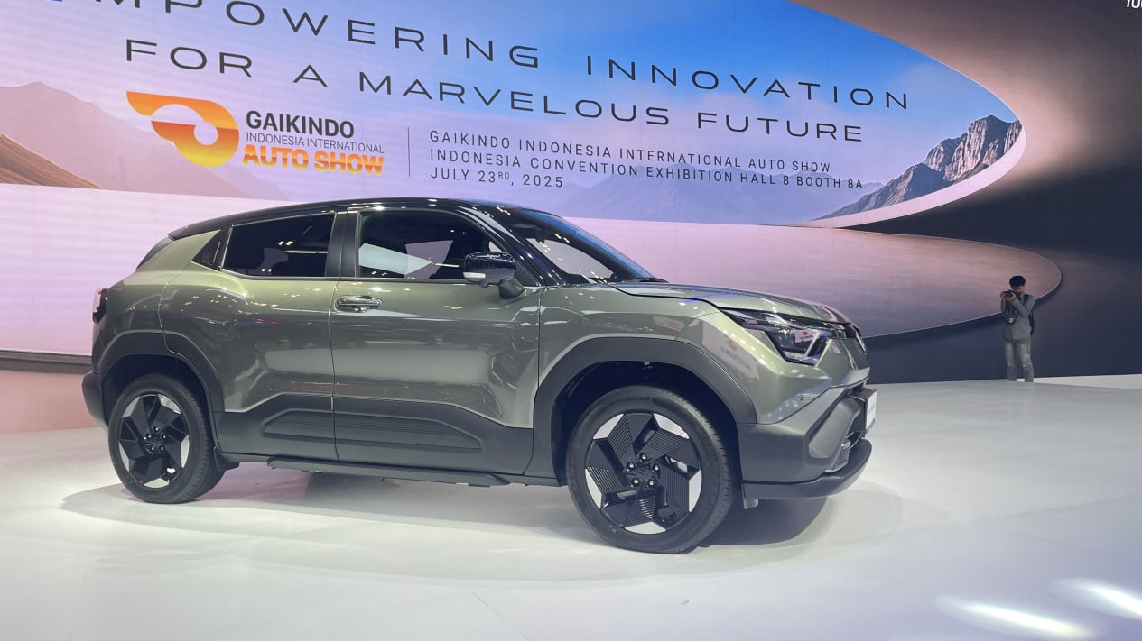 Suzuki , Suzuki e-Vitara, Masih Tahap Awal, Suzuki Kirim 8 Unit e-Vitara ke Konsumen