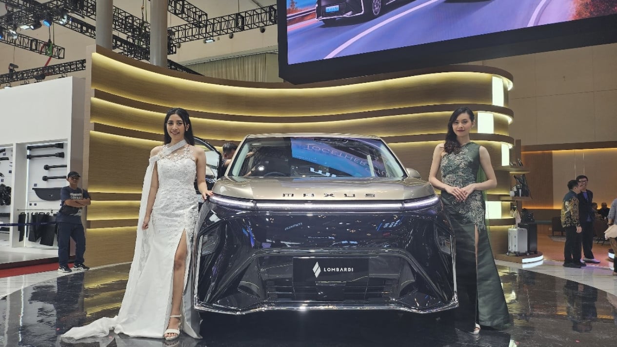 Harga MPV Listrik Mewah Ini Turun Drastis