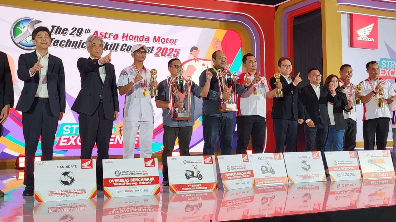 Montir Motor Honda Banjarmasin Juara Technical Skill Contest 2025