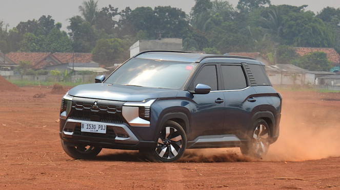 Menguji Mitsubishi Destinator di Medan Menantang