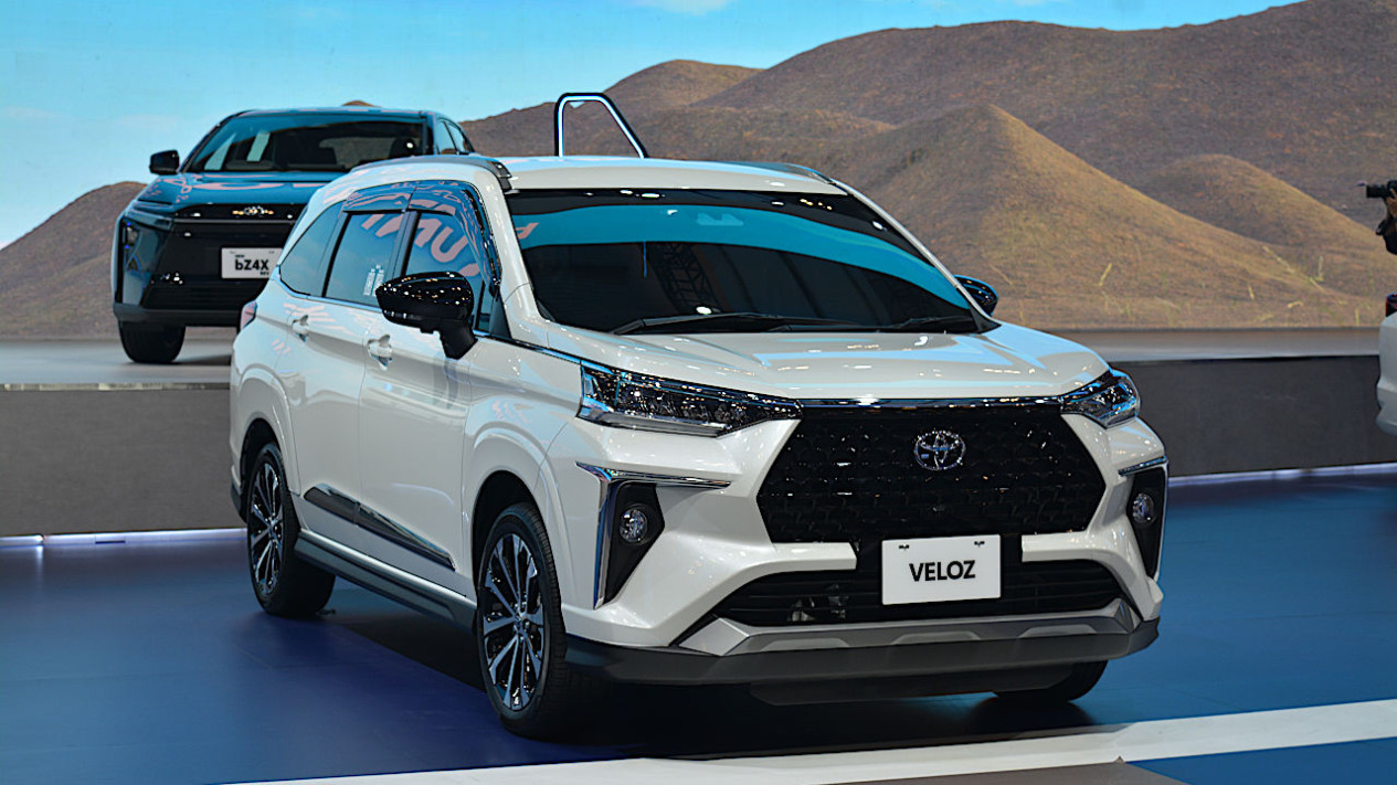Toyota, Fakta Terbaru Toyota Veloz Hybrid yang akan Meluncur di GJAW 2025