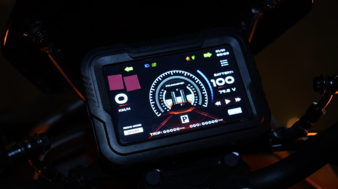 Tyranno Jelajah Kota Pahlawan, Motor Listrik punya Jarak Tempuh 110 Km