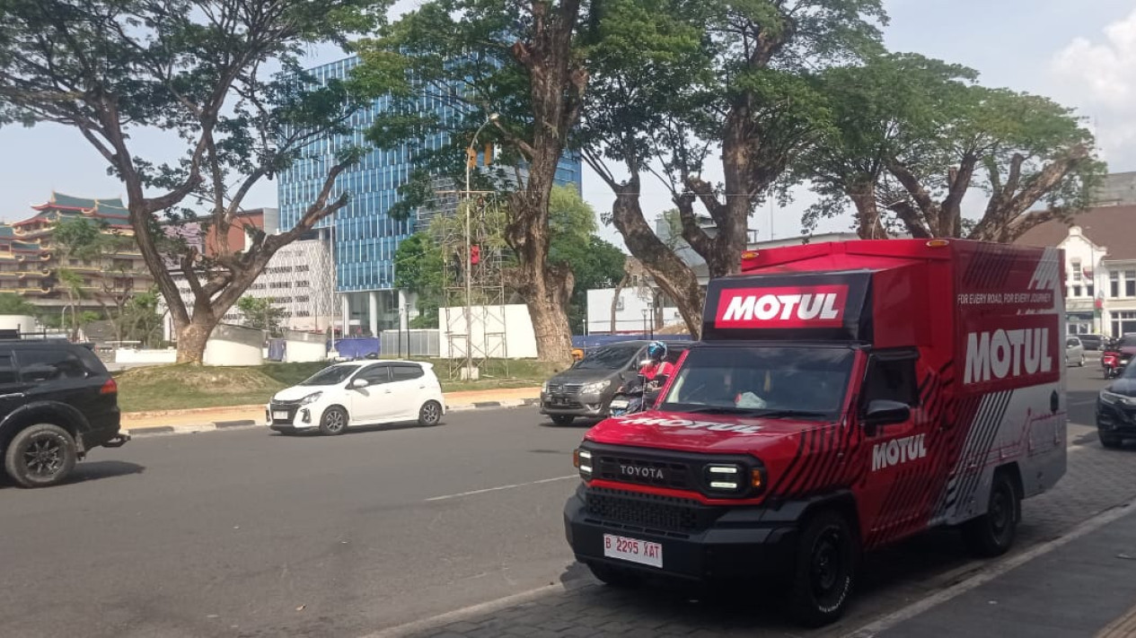 Cara Unik Motul Sebarkan Tips Perawatan Kendaraan di Medan
