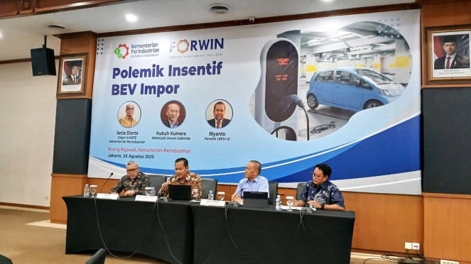 Mobil Listrik Semakin Populer di Tengah Stagnannya Penjualan Kendaraan